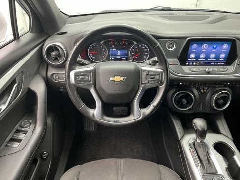 Used 2019 Chevrolet Blazer LT image 12