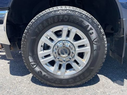 Used 2019 Ford F250 XLT w/ Snow Plow Prep Package AWD/4WD image 24