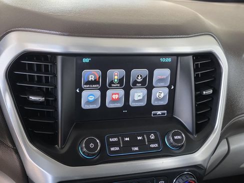 Used 2019 GMC Acadia SLT FWD image 19