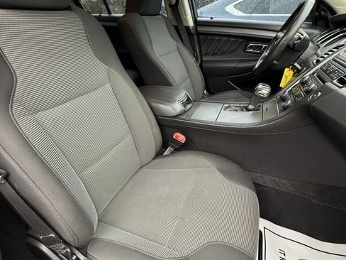 Used 2011 Ford Taurus SEL image 6