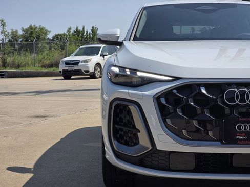 New 2025 Audi Q5 Premium Plus image 9