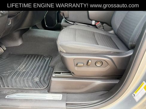 Used 2024 Chevrolet Silverado 1500 LT AWD/4WD image 14