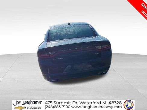 Used 2015 Dodge Charger SXT image 7