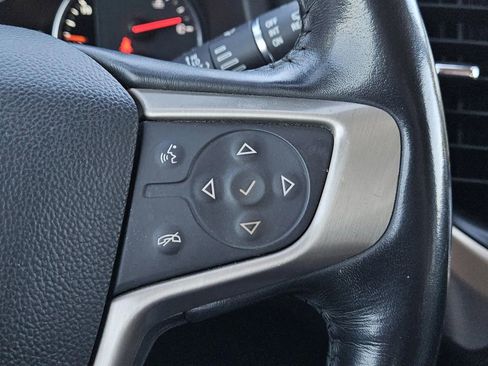 Used 2019 GMC Acadia Denali image 18