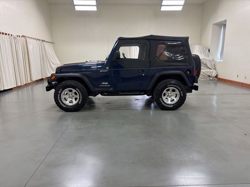 Used 2004 Jeep Wrangler 4WD w/ 30" Tire & Wheel Group image 5