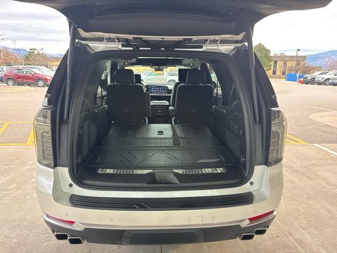 Used 2025 Chevrolet Tahoe High Country image 74