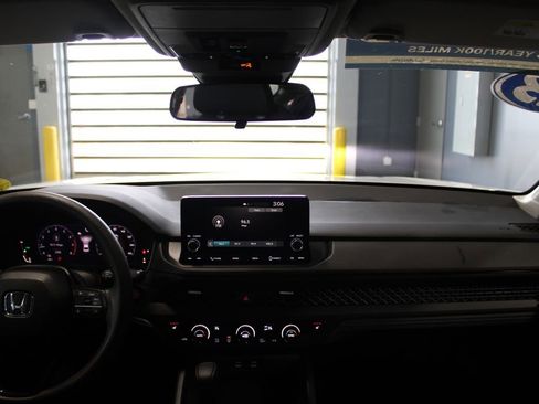 Used 2023 Honda Accord EX image 26