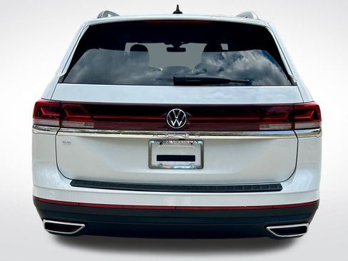 New 2026 Volkswagen Atlas SE FWD image 6