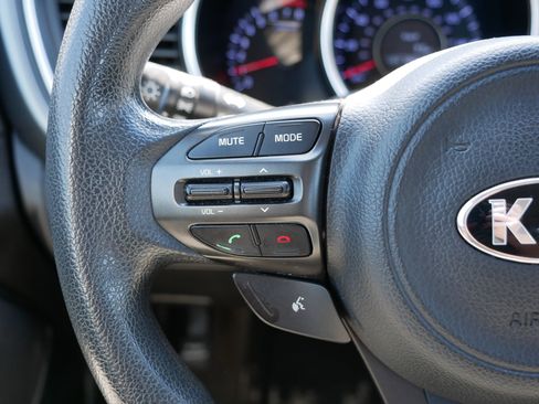 Used 2015 Kia Optima LX FWD image 28