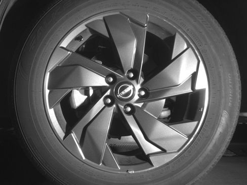 Used 2025 Nissan Rogue SV FWD image 12
