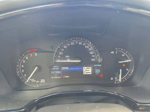 Used 2018 Cadillac XT5 FWD image 17
