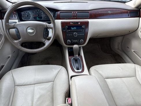 Used 2008 Chevrolet Impala LTZ image 21