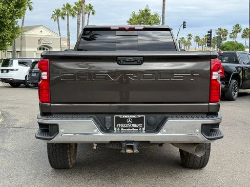 Used 2021 Chevrolet Silverado 2500 LT w/ Texas Edition AWD/4WD image 17