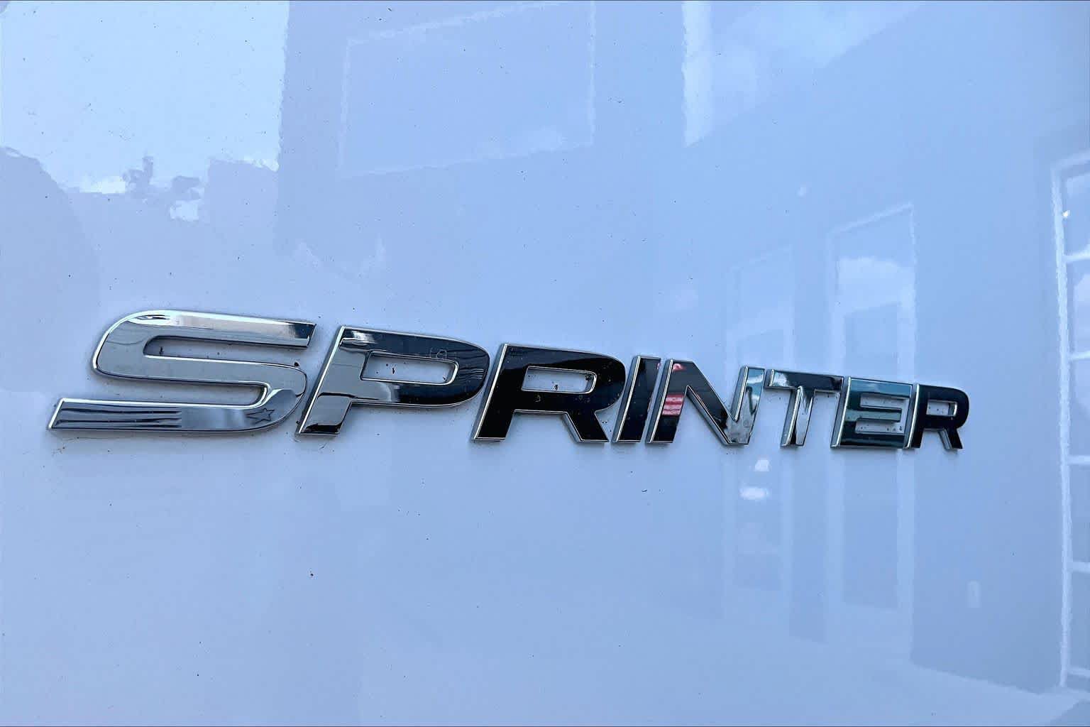 Used 2024 Mercedes-Benz Sprinter 3500 image 31