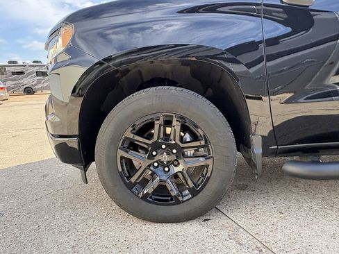 Used 2023 Chevrolet Silverado 1500 RST w/ LPO, Dark Essentials Package image 9