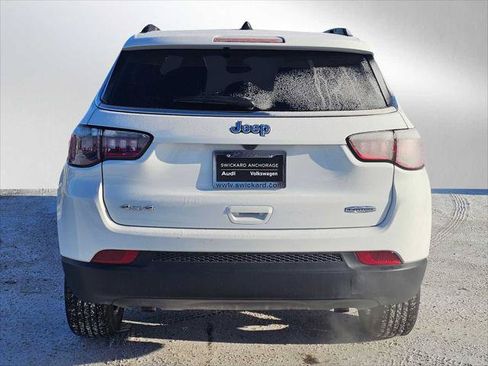 Used 2024 Jeep Compass Latitude w/ Altitude Special Edition AWD/4WD image 4