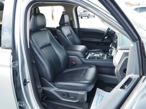 Used 2024 Ford Expedition Max XLT image 33