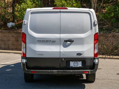 Used 2019 Ford Transit 250 130 Low Roof RWD image 7
