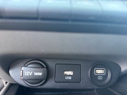 Used 2023 Hyundai Elantra SEL w/ Convenience Package FWD image 31