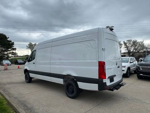 New 2026 Mercedes-Benz Sprinter 2500 image 2