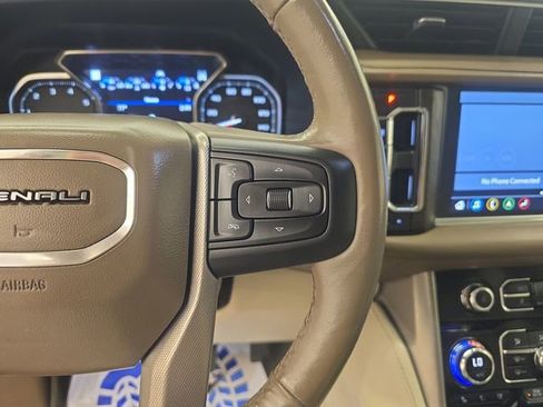 Used 2021 GMC Yukon Denali w/ LPO, Illumination Package AWD/4WD image 35
