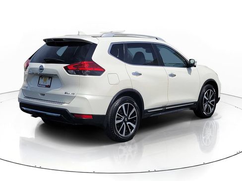 Used 2017 Nissan Rogue SL w/ SL Premium Package AWD/4WD image 4