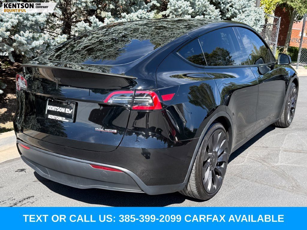 Used 2024 Tesla Model Y Performance AWD/4WD image 8