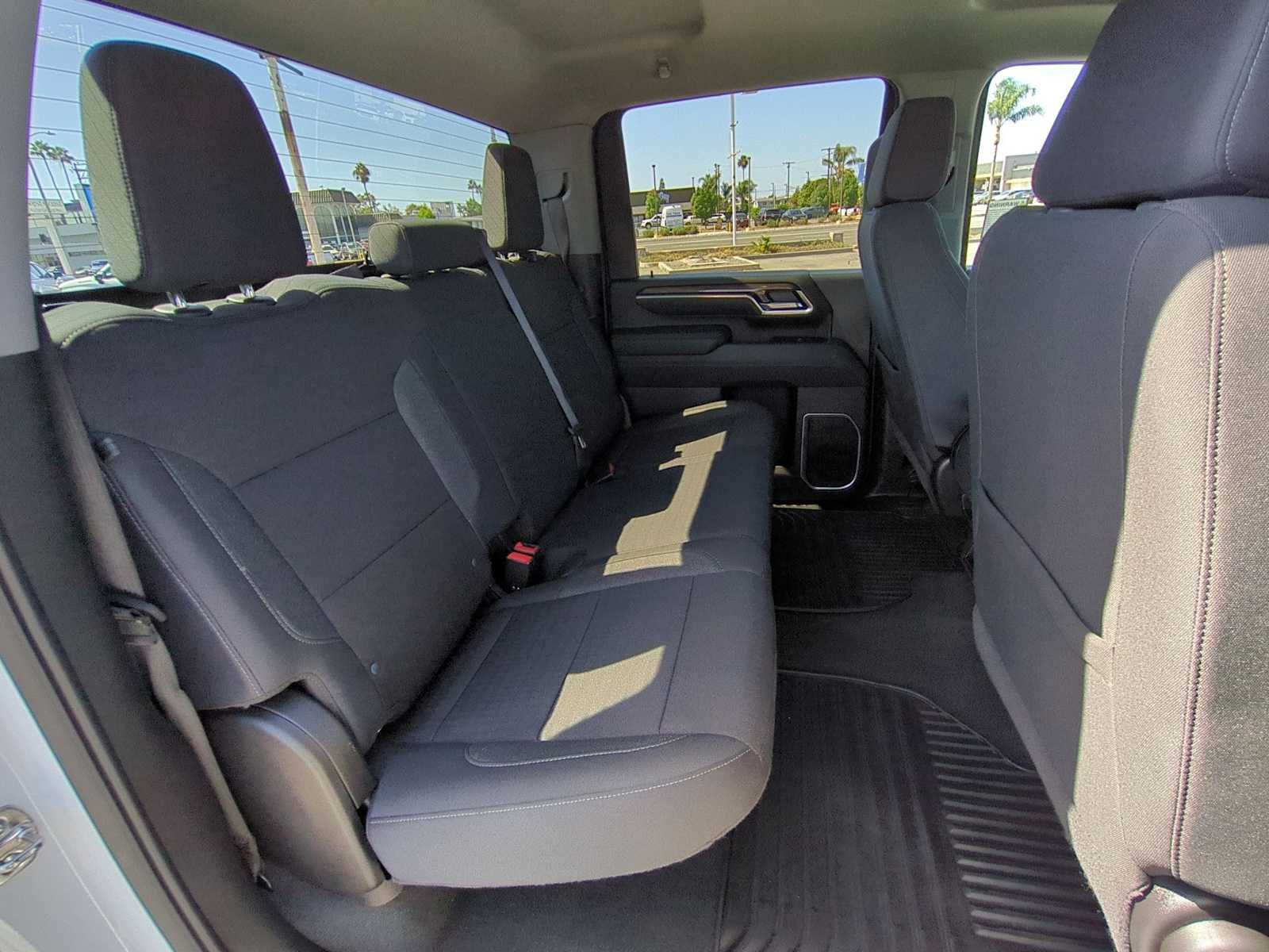 Used 2025 Chevrolet Silverado 2500 LT w/ Convenience Package AWD/4WD image 26