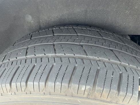 Used 2023 Ford Expedition Platinum RWD image 16