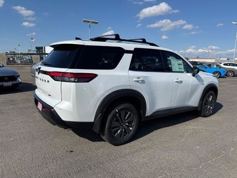 New 2026 Nissan Pathfinder SV AWD/4WD image 6