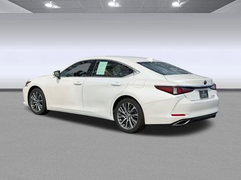 Used 2019 Lexus ES 350 w/ Premium Package image 3