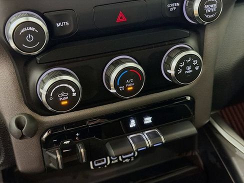 Used 2020 RAM 1500 Big Horn AWD/4WD image 19