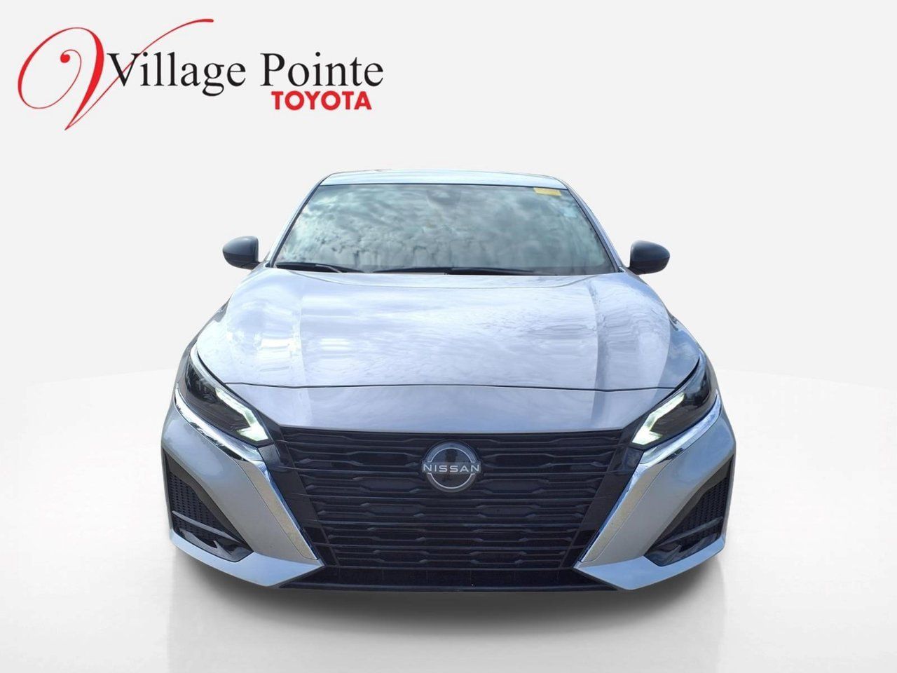 Used 2024 Nissan Altima 2.5 SV FWD image 8