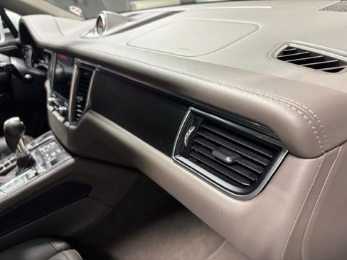 Used 2017 Porsche Macan GTS w/ Premium Package Plus image 24