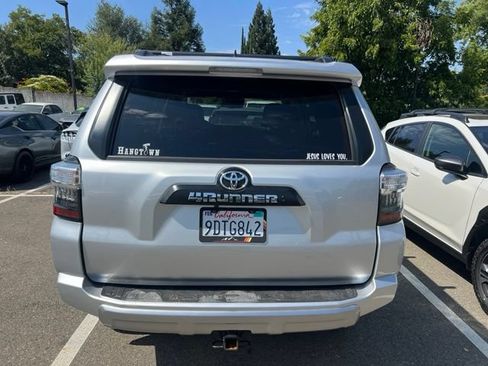 Used 2023 Toyota 4Runner TRD Off-Road Premium w/ Moonroof Package AWD/4WD image 12