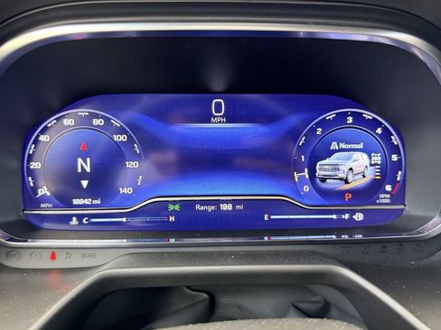 Certified 2024 Chevrolet Tahoe Z71 w/ Z71 Off-Road Package image 33