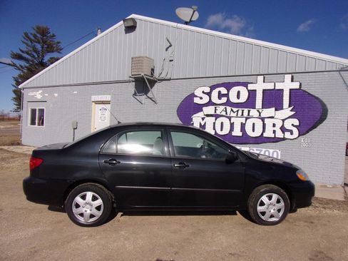 Used 2007 Toyota Corolla CE image 1