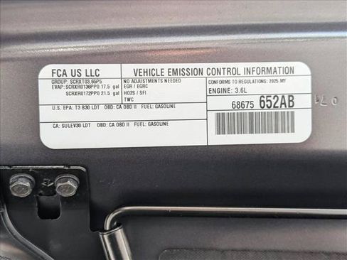 Certified 2025 Jeep Wrangler Unlimited Rubicon AWD/4WD image 22