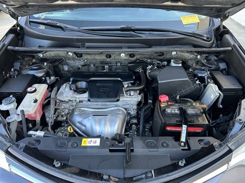 Certified 2017 Toyota RAV4 XLE w/ All Weather Liner Package AWD/4WD image 12