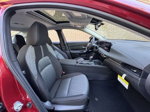 New 2026 Nissan Sentra SV w/ SV Convenience Package FWD image 7