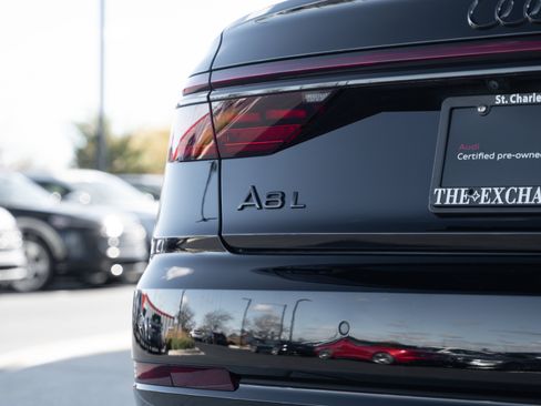 Certified 2022 Audi A8 L 3.0T w/ Executive Package image 35