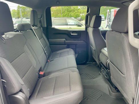 Used 2024 Chevrolet Silverado 1500 Custom Trail Boss AWD/4WD image 28