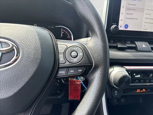 Certified 2025 Toyota RAV4 LE FWD image 19