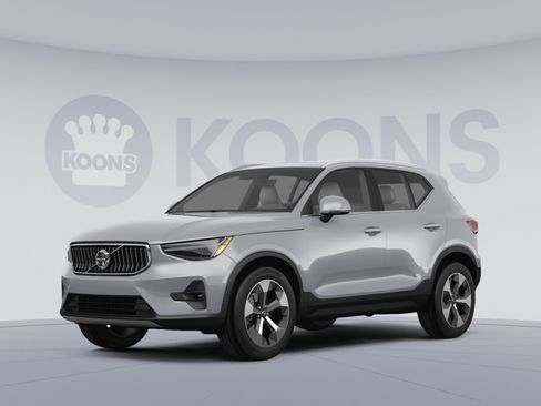 Used 2024 Volvo XC40 B5 Plus w/ Climate Package AWD/4WD image 1