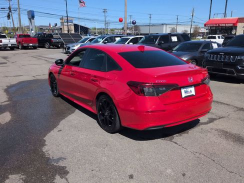 Used 2024 Honda Civic Sport image 6