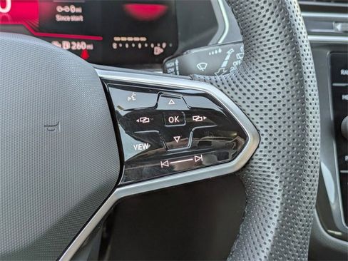 Certified 2024 Volkswagen Tiguan SE R-Line image 28