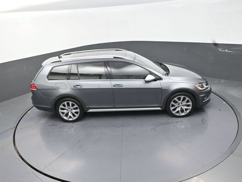 Used 2018 Volkswagen Golf Alltrack SEL AWD/4WD image 22