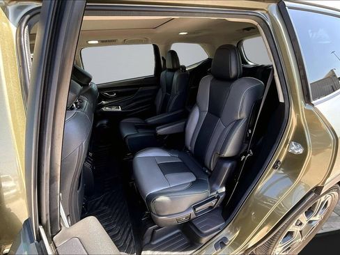 Used 2024 Subaru Ascent Onyx Edition AWD/4WD image 23