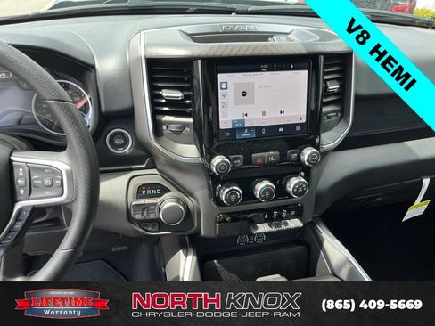 New 2026 RAM 1500 Express AWD/4WD image 8