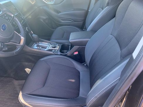 Used 2023 Subaru Forester Premium AWD/4WD image 3